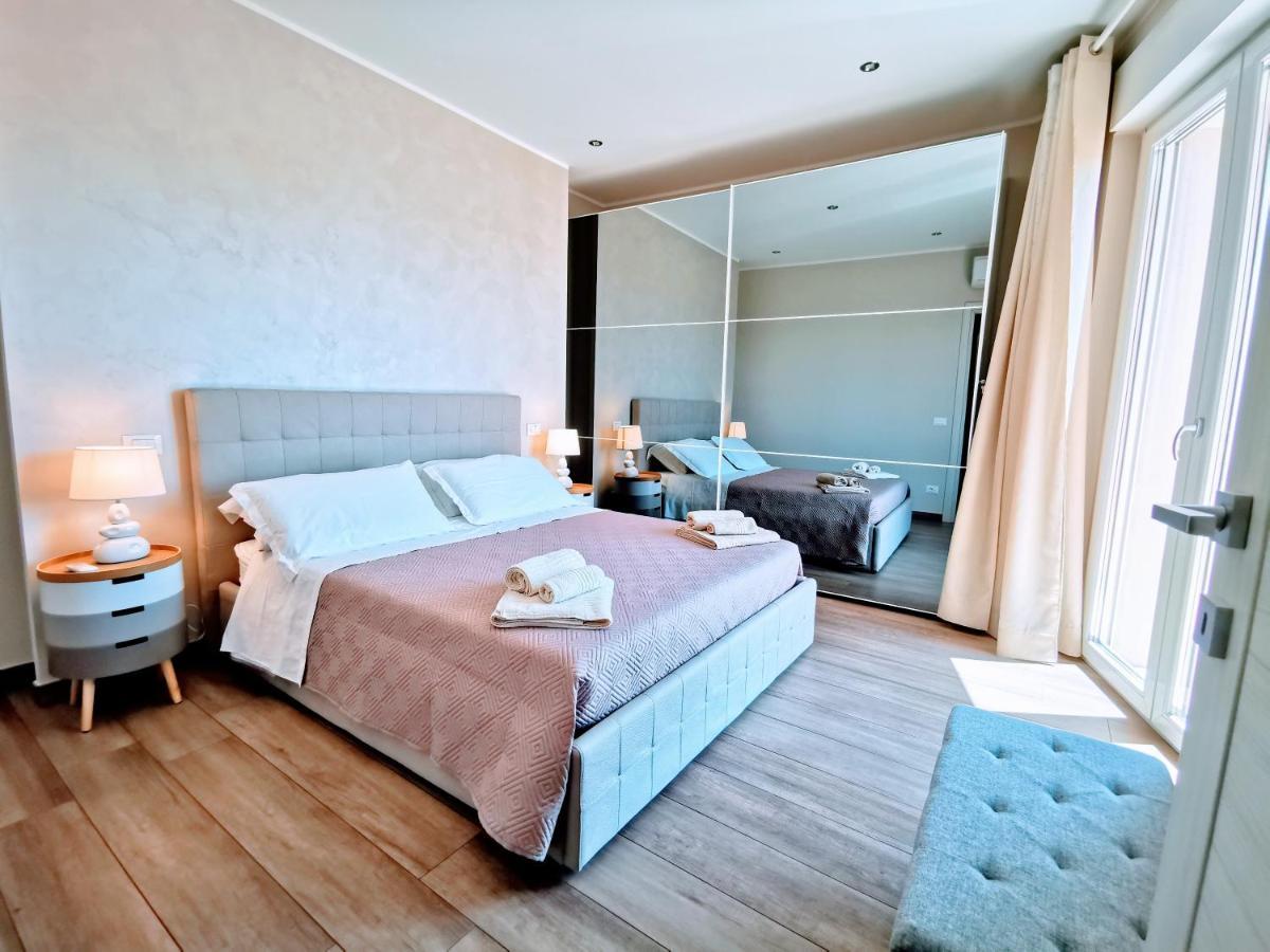 Attico Belvedere Centralissimo Vista Mare Apartment Termoli Exterior photo