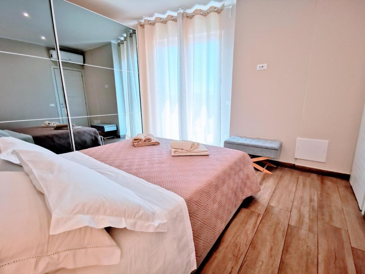 Attico Belvedere Centralissimo Vista Mare Apartment Termoli Exterior photo